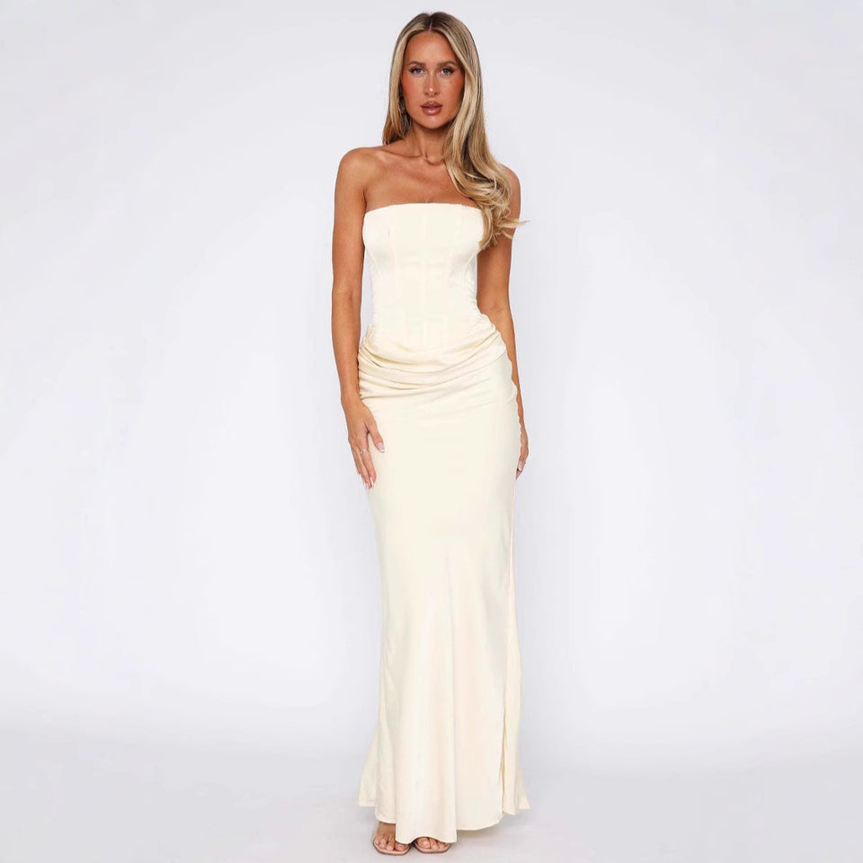 Strapless, body-hugging, fishbone, figure-hugging, high-end one-piece long dress