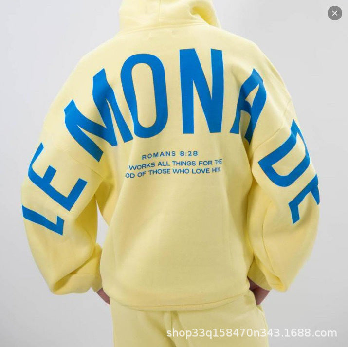 A versatile long-sleeved loose hooded sweatshirt